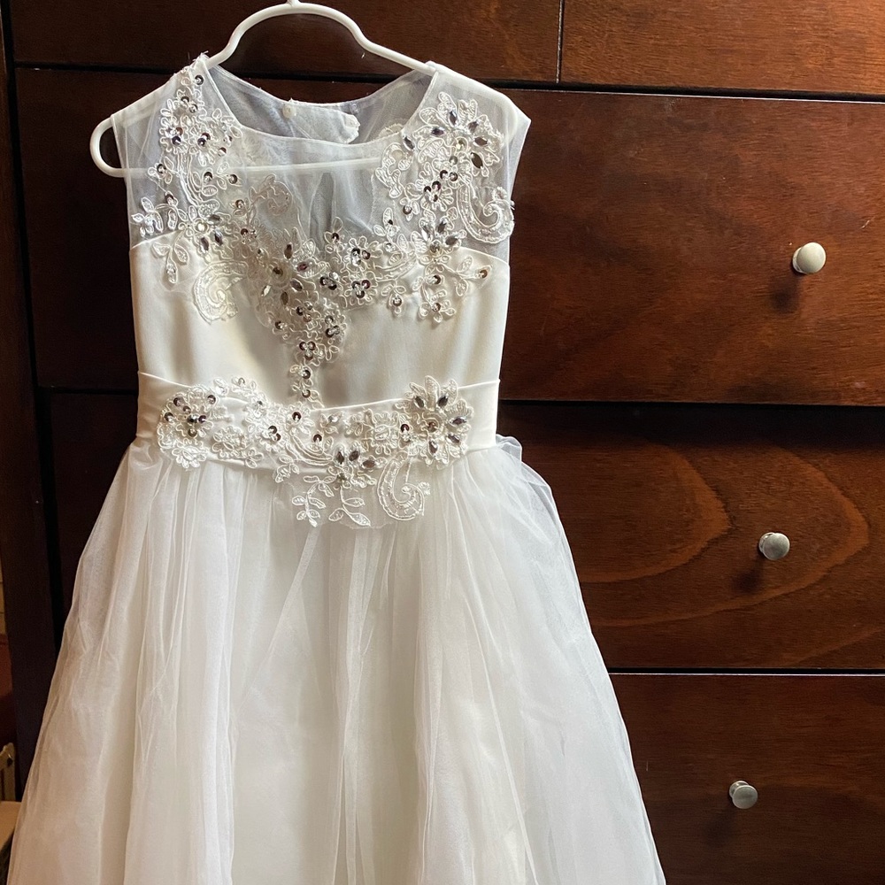 White flower girl dress